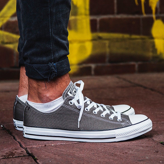 gray converse mens