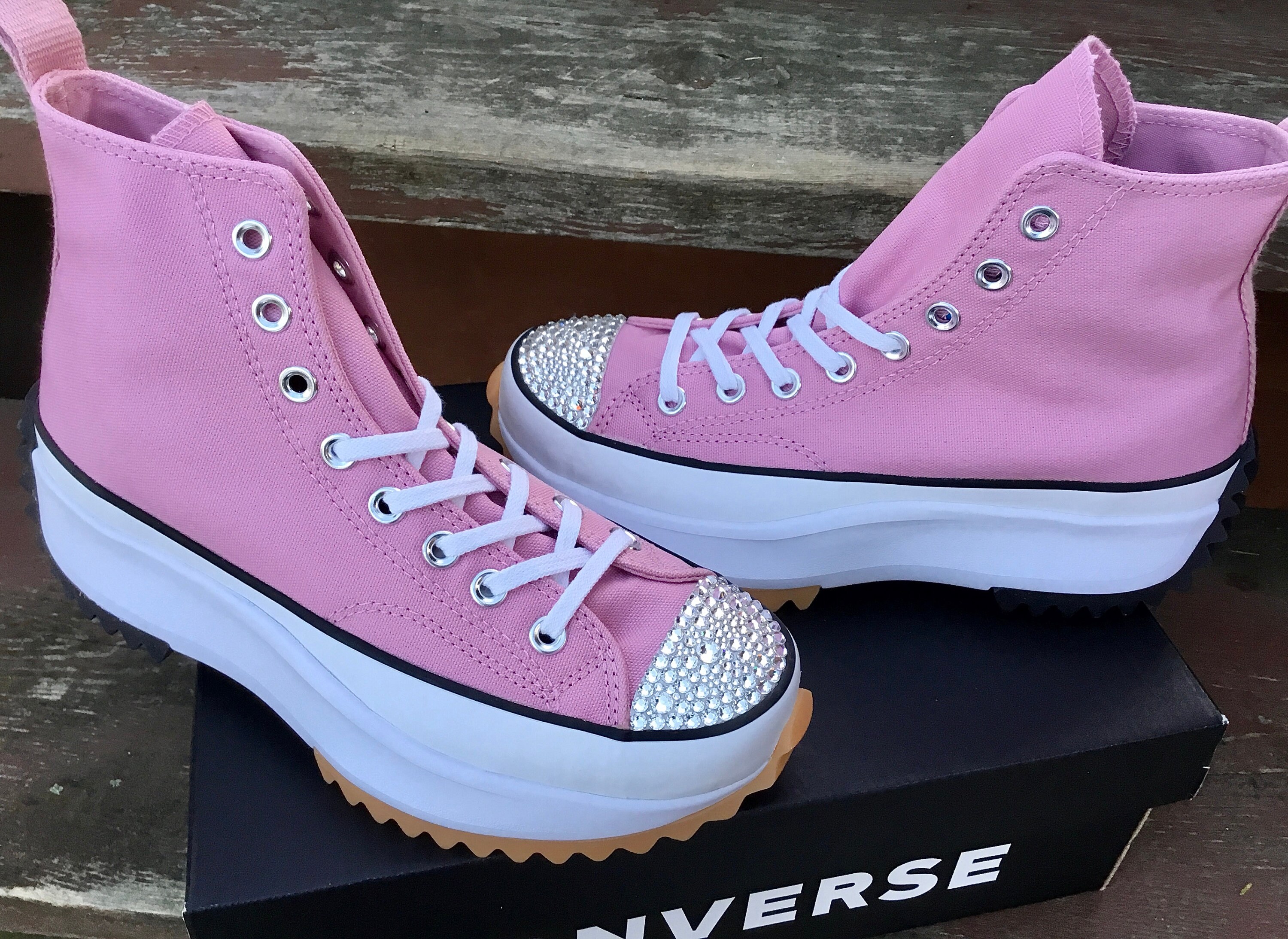 fuzzy platform converse