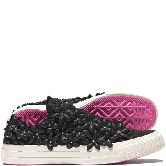 Cuir fleur Pat BO noir Converse rose Top Converse limite basse édition Floral w / cristal Swarovski Chuck Taylor All Star baskets chaussures | Online Shop
Cuir fleur Pat BO noir noir noir Converse rose Top Converse limite basse édition Floral w / cristal Swarovski Chuck Taylor All Star baskets chaussures | Online Shop
0fe098