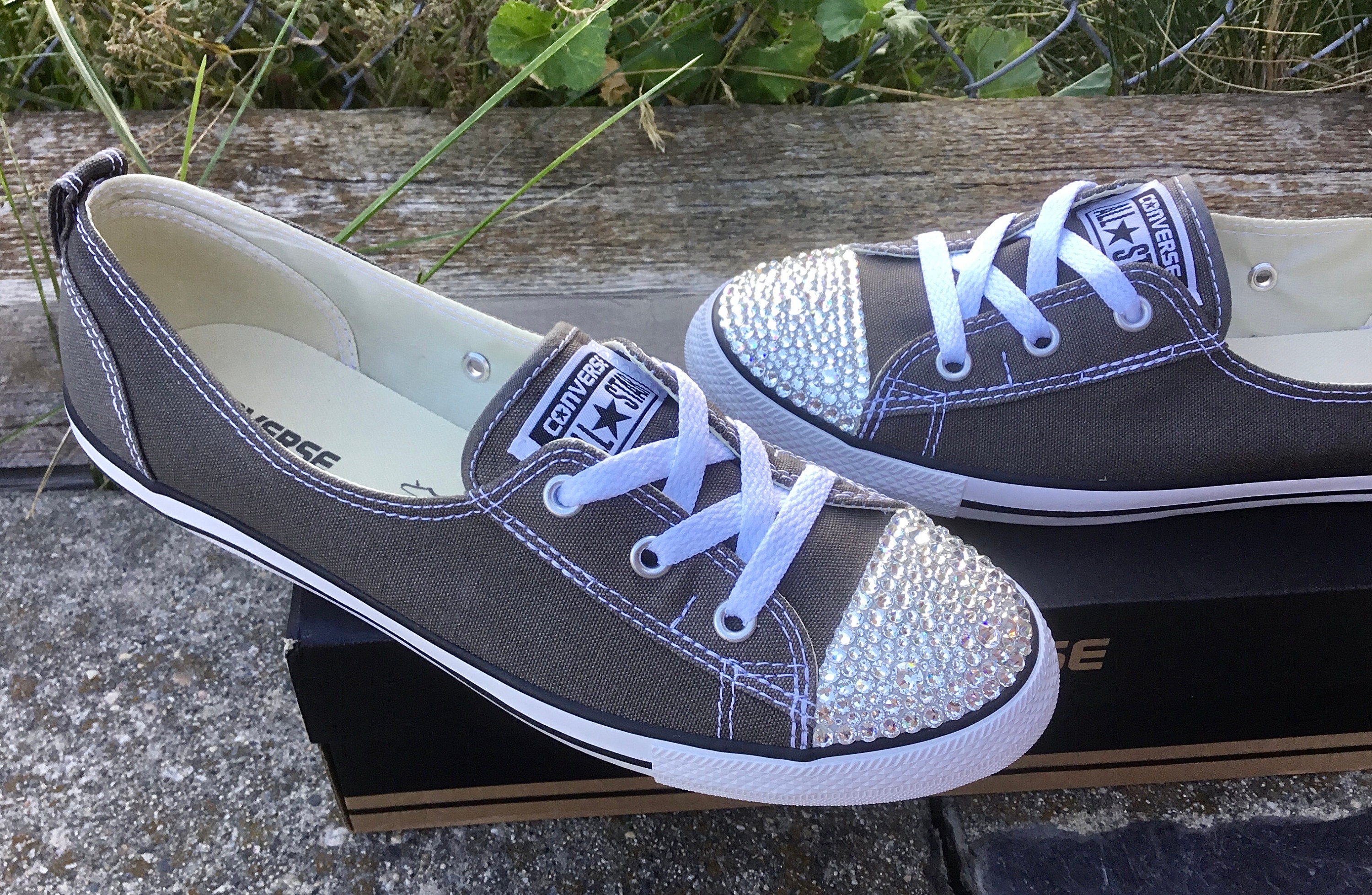 converse flat tops