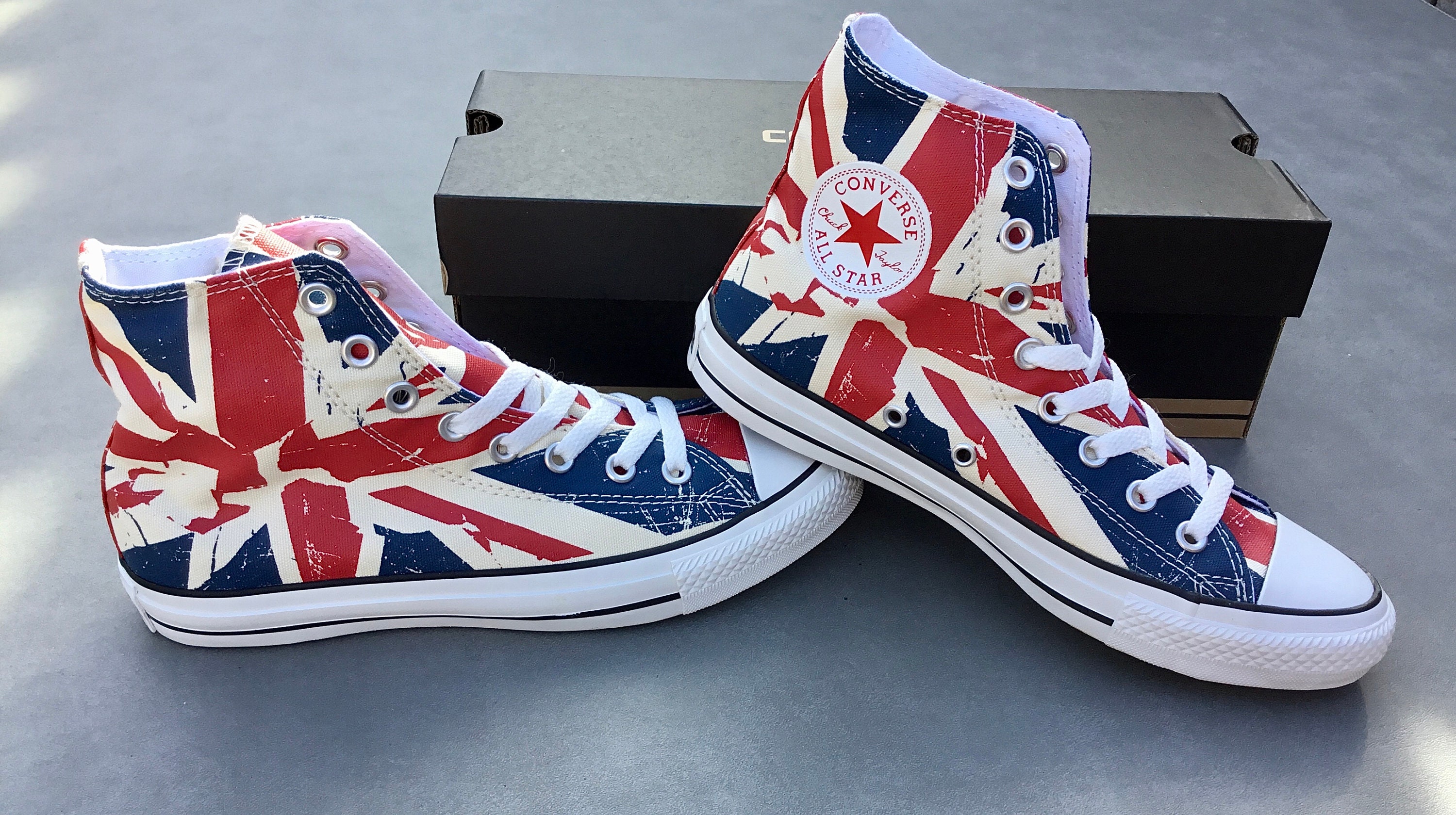 del Jeg vasker mit tøj Kilimanjaro Converse Union Jack High Top Ladies Men Chili Pepper UK Flag British  English w/ Swarovski Crystal Chuck Taylor All Star Sneaker Trainer Shoe