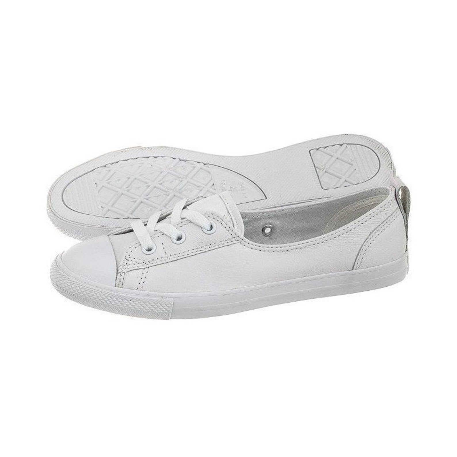 White Leather Converse Slip On Low Top 