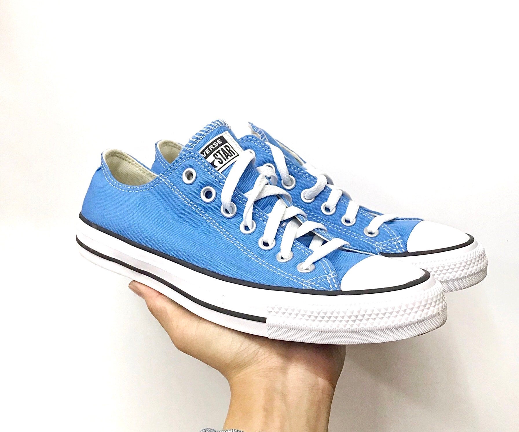 periwinkle blue converse