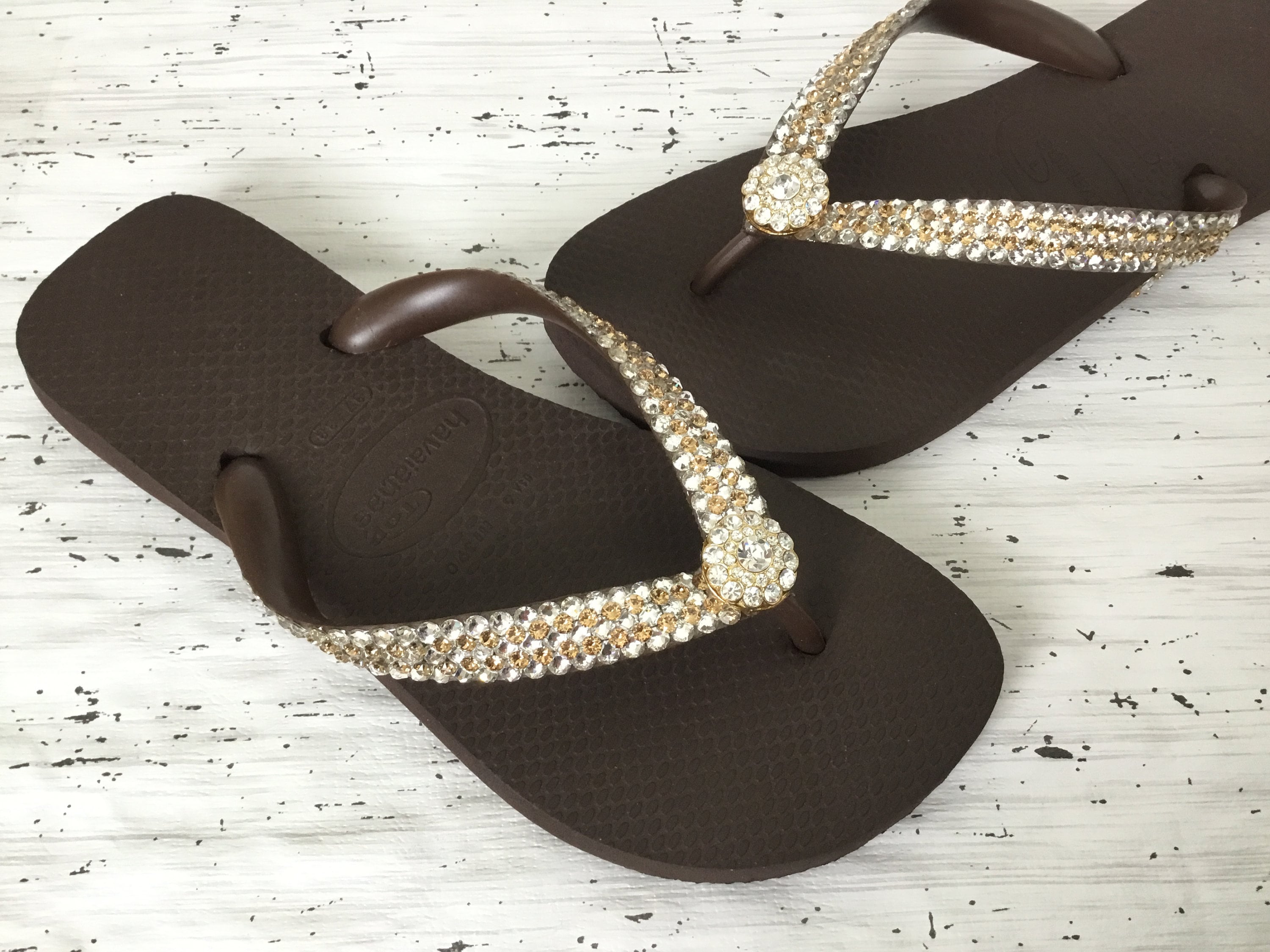 bcbg gold flip flops