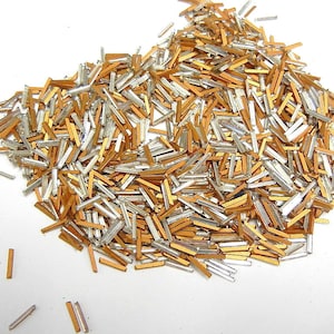 12 pc vintage 4500 Swarovski Extrêmement Rare Art 109 10x2mm Crystal Clear Rectangle Baguettes Circa 1950's sliver mince Feuille d’or