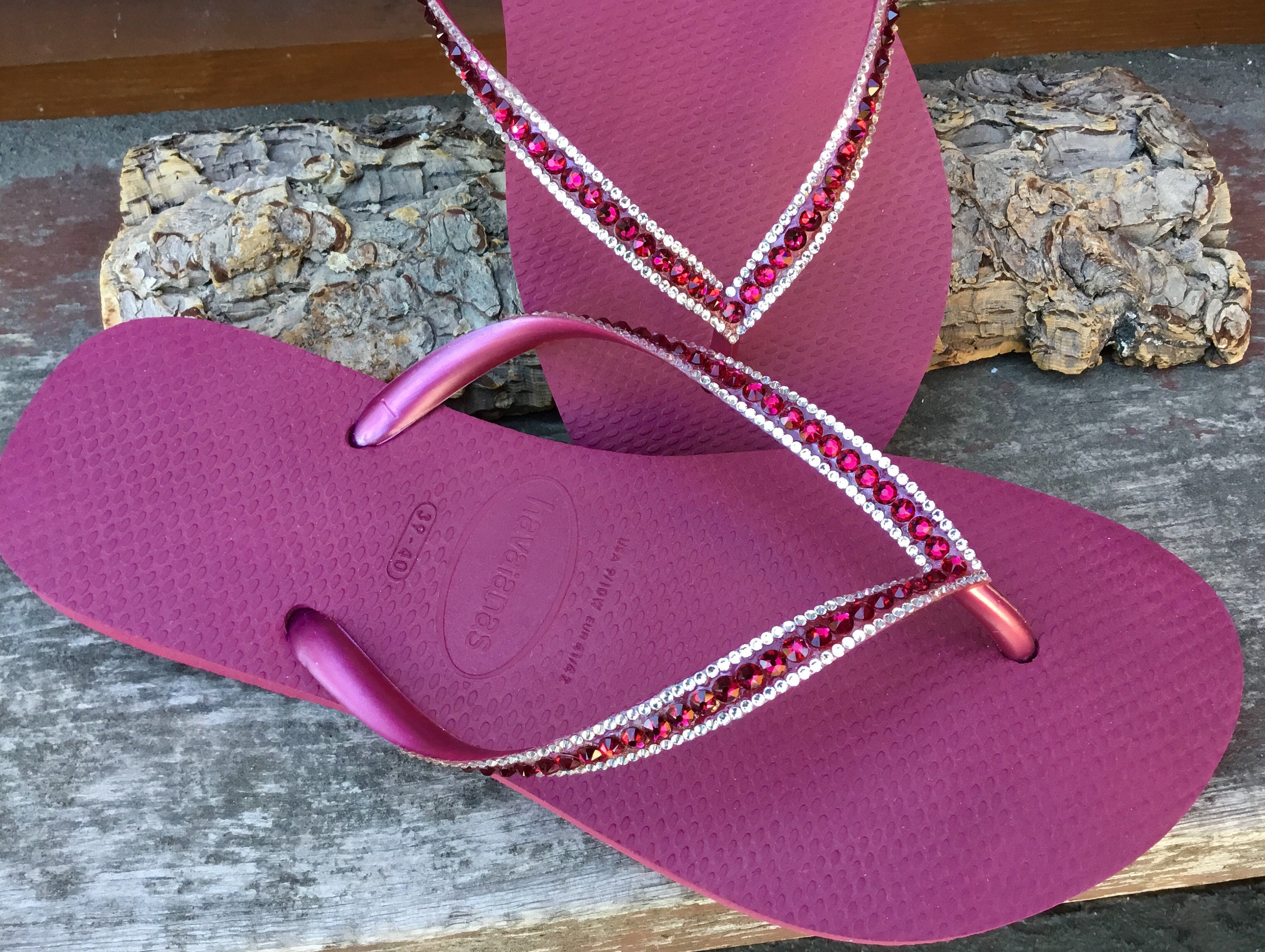red havaianas slim flip flops