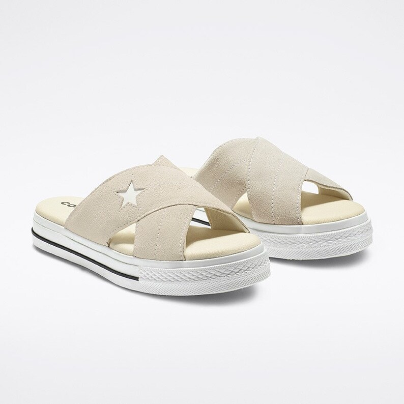 beach converse