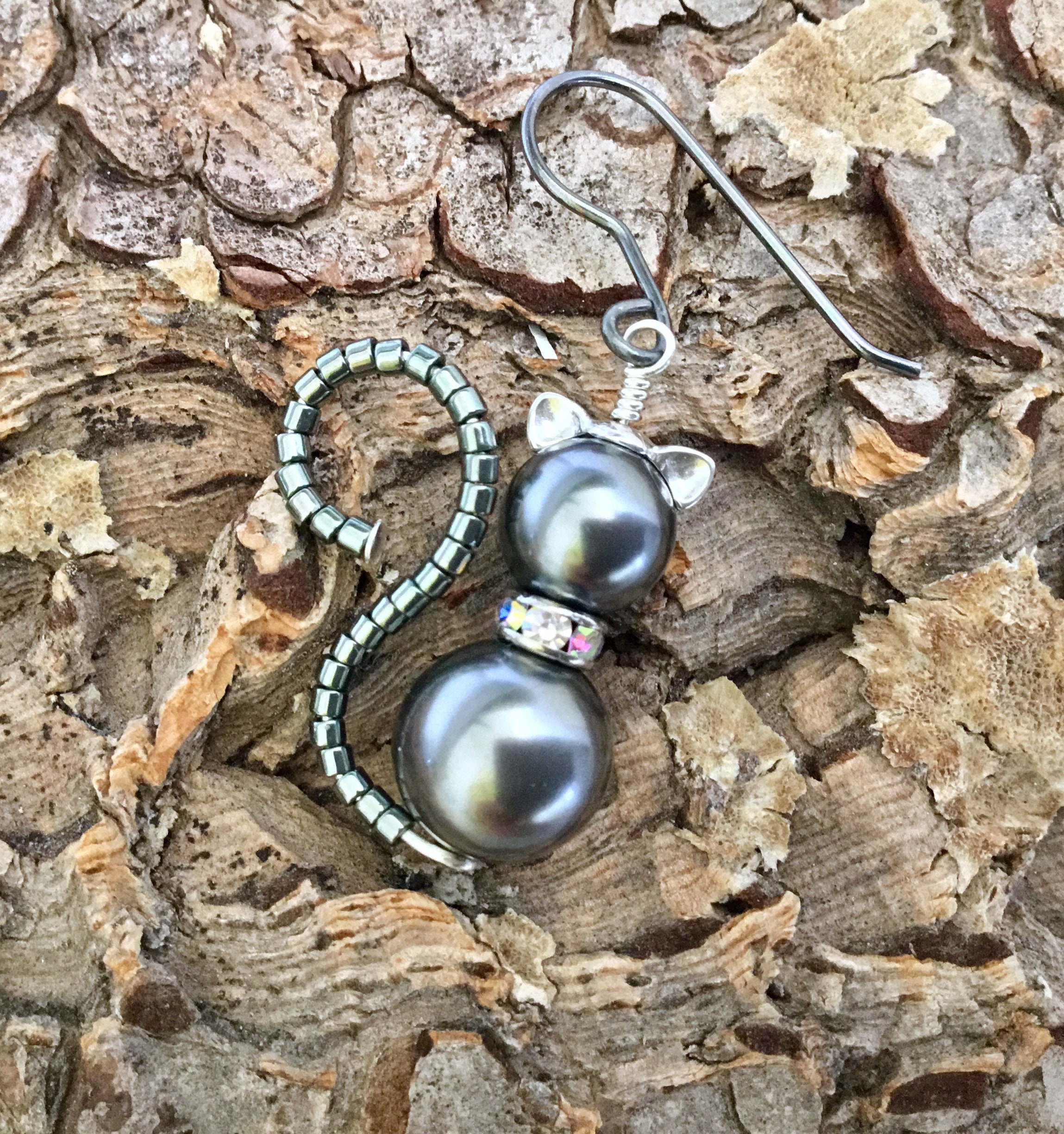 Titanium cat earrings deals