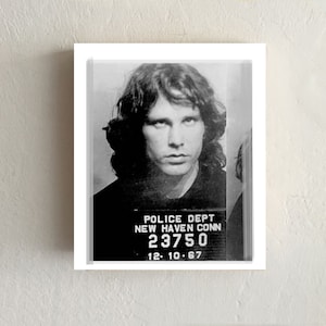Linsenförmiger Mugshot: JIM MORRISON