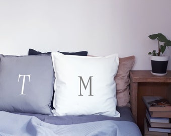 Funda de almohada con monograma bordado personalizado / Decoración del hogar boho Regalo de boda Monograma familiar