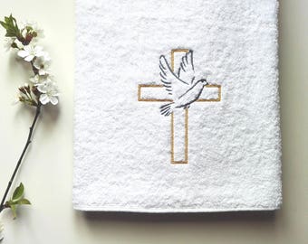 Personalisiertes Tauftuch: Gesticktes Kreuz & Taube, individuelles Geschenk zur Taufe
