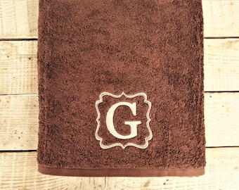 Personalized Towel / Monogrammed Towel / Hand Towel / Wedding Towels / Embroidered Towel / Gift / Baby Towel