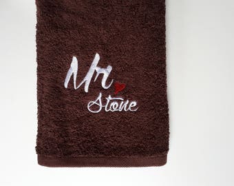 Custom Embroidery Personalized Monogrammed Hand and Bath Towel / Custom Gift / Initials Name on / Maroon Navy Gray White Beige Brown Towel