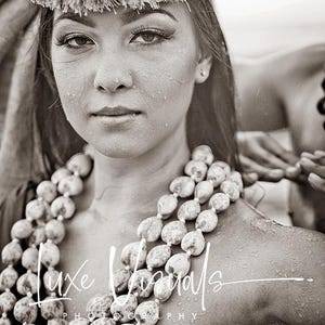 Hula Kahiko Photography, Hawaiian hula picture poster, Hula Kahiko picture, hula girl, Black and white, sepia, Hawaii art, air bnb decor