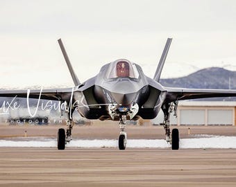 F35 Military jet picture, F-35 Lightning poster, Air Force Art, military aviation photography color, boy's room poster, office art and decor