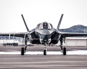 F35 Military jet picture, F-35 Lightning poster, Air Force Art, military aviation photography, boy's room poster, office art and decor