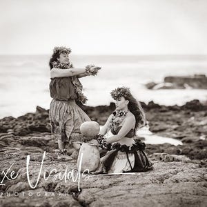 Hula Kahiko art, sepia photo of hula dancers, Hawaii beach art, hula dancer picture, hula kahiko photography poster, Air bnb decor
