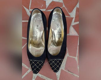 Zapatos de tacón bajo de satén acolchado negro y dorado de la marca Vintage St. John, talla 6/6.5B