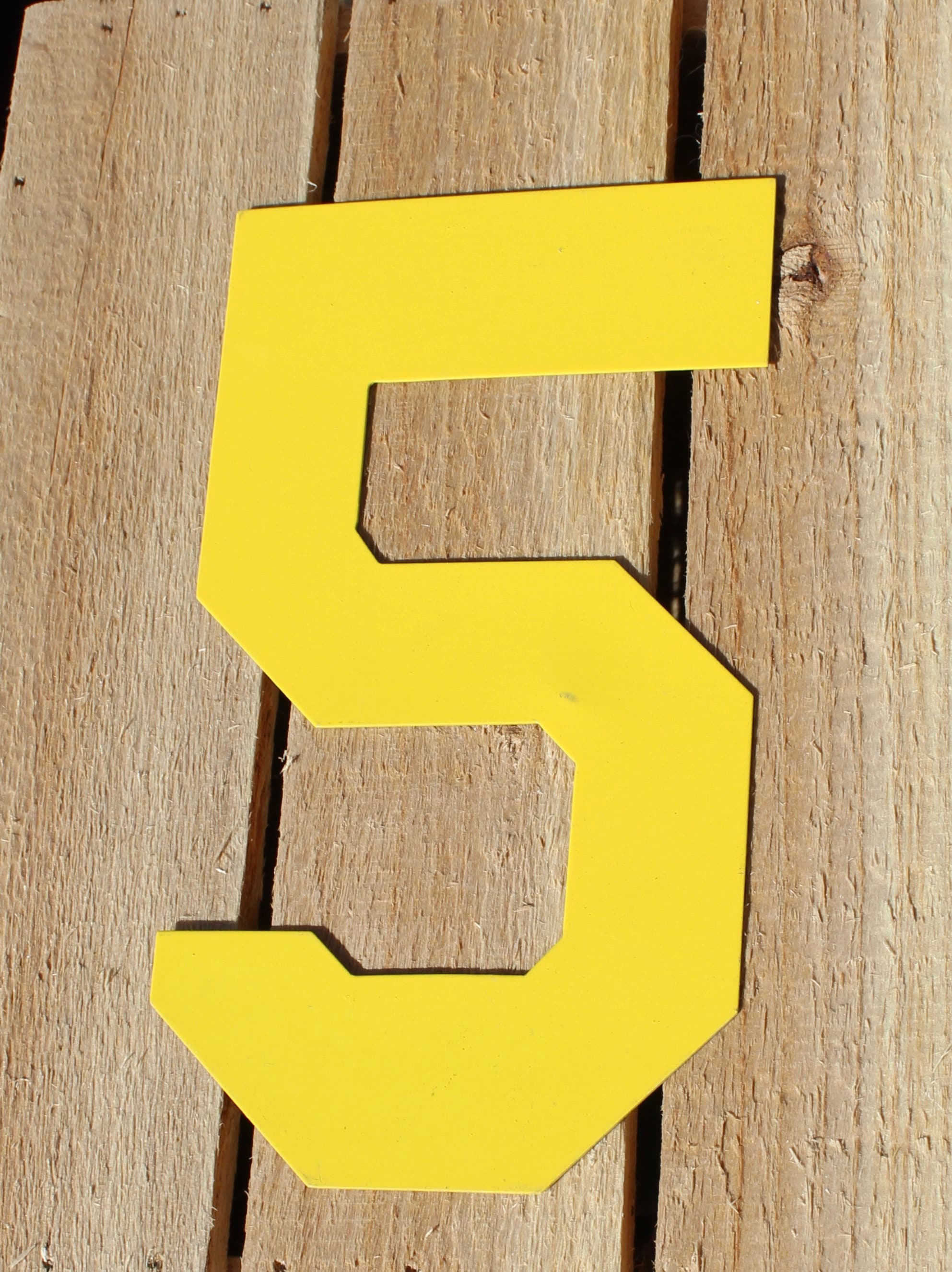 Vintage Metal Number 5 Five Vintage Metal Numbers And Sign Symbol Marquee Signage 6 1 4 X 3 1 2
