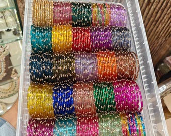 Tropfenförmige Glasarmreifen in verschiedenen Farben, Größen 2,4/2,6/2,8/2,10/2,12, indische Glasarmreifen, Babyparty-Armreifen
