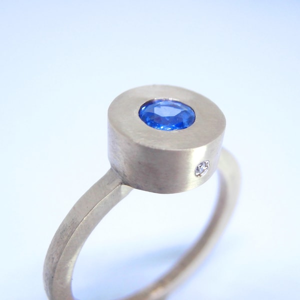 4.25 mm Ceylon Blue Sapphire Bauhaus Diamond 14K Rose Gold Ring