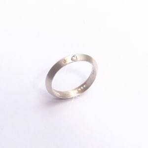 Love Promise Cinnamon diamond ring