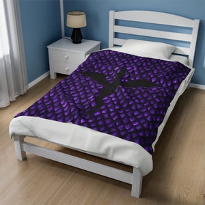 Purple Amethyst Dragonscale Blanket, Dragon Cozy Fantasy Throw, Home Bedding, Dragon Lovers Gift , Gamers, Bookish, Velveteen Plush Blanket
