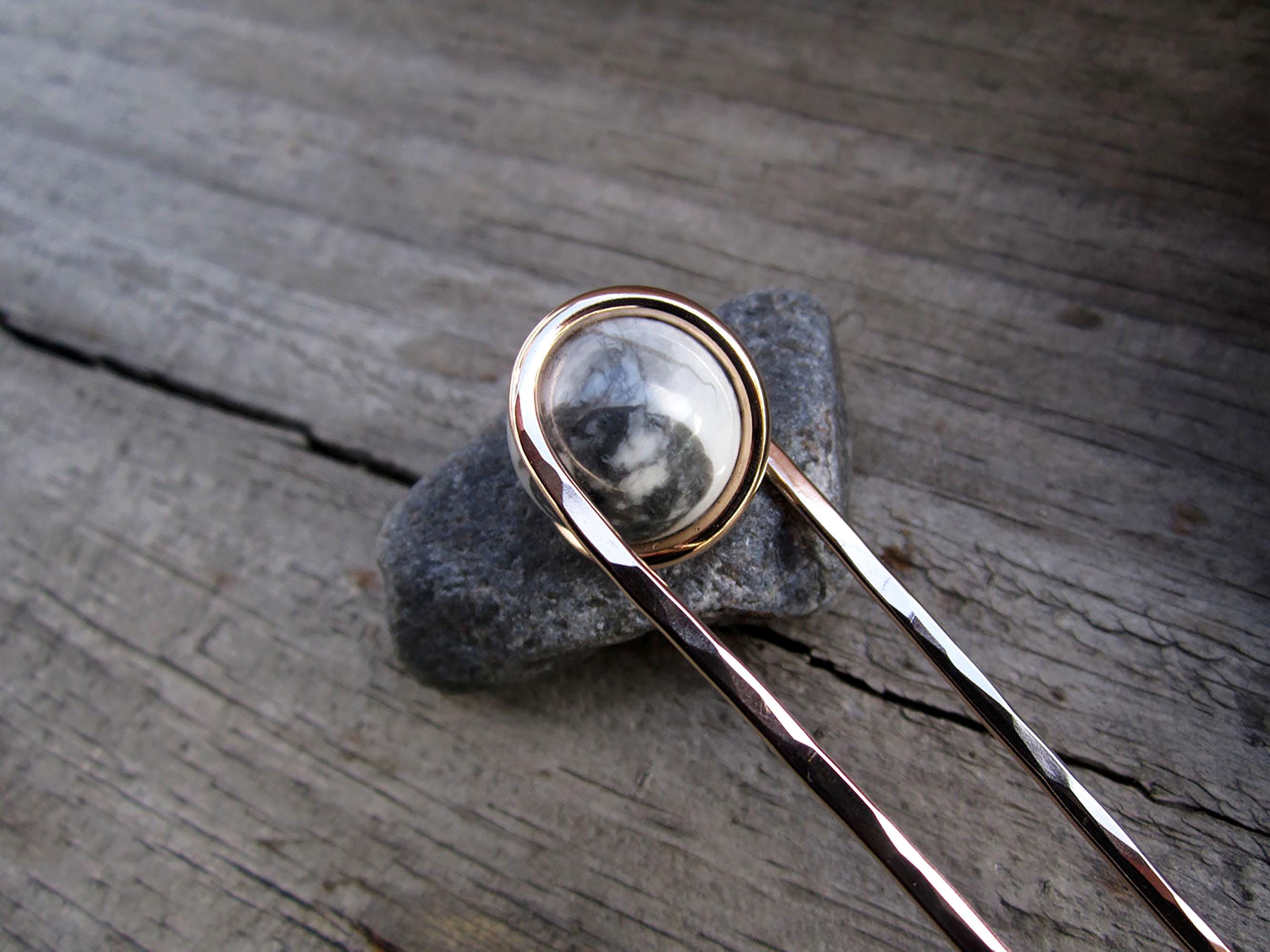 Howlite Hair Fork in Bronze With Natural Stone Sphere - Your  display picture 2