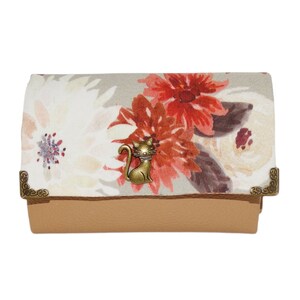 Porte-monnaie rétro avec fermeture à boucle pour femme et fille Motif  papillons et fleurs : : Mode