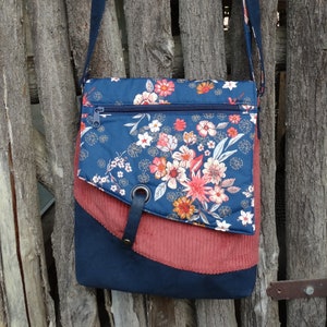 große Damentasche aus marineblauem Kunstleder und Stoff mit Blumen, rosa Cord, Boho-Umhängetasche