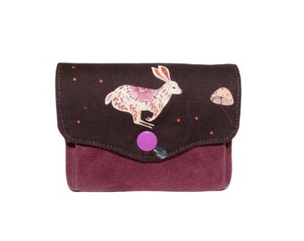 Petit porte-monnaie  accordéon pour femme  en suédine violette et tissu aubergine avec lapins,  porte-cartes, cadeau original fête des mères