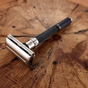 Gilletteジレット Slim Adjustable カミソリ Gilletteジレット Slim Adjustable カミソリ
