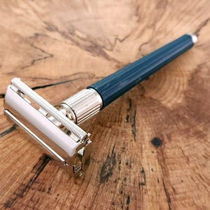 Gillette Knack  Double Edge Safety Razor - S4 1972