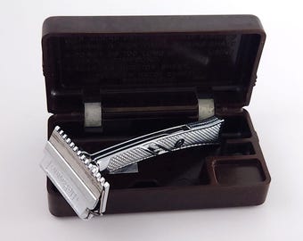 Maquinilla de afeitar de seguridad DeHaven No. 3, con cuchilla limpia de diseño exclusivo, que se agita para afilar.