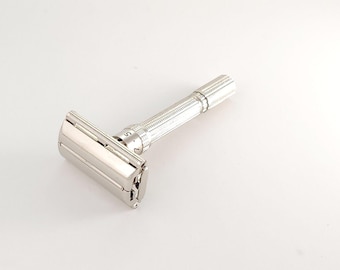 Gillette Slim Adjustable M2 1967 Cleaned Vintage Double Edge Safety Razor