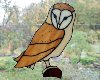 Barn Owl Stained Glass Suncatcher, Stained Glass Bird, Wildlife art, Glass Art, Bird Lovers Gift