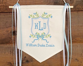 Monogram Crest Baby Banner, Personalized Baby Hospital Door Hanger, New Baby Door Hanger With Flowers, Baby Photo Prop, Gift for Baby Boy