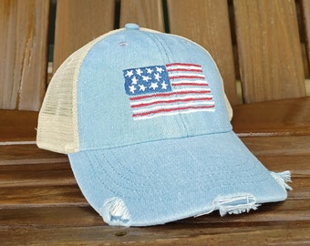 Distressed American Flag Trucker Hat: Patriotic Baseball Cap
