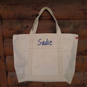 Personalized Embroidered Canvas Tote Bag: Zipper Top Bridal Party Gift bild 5
