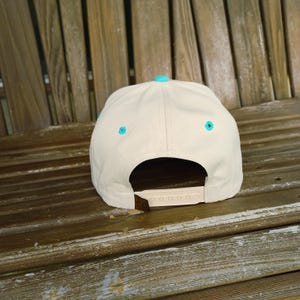 back of two tone canvas hat