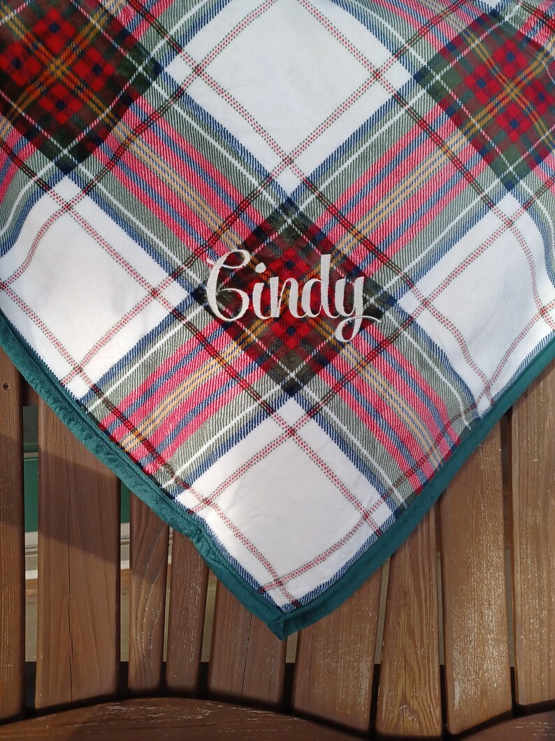 PrettyPersonalGifts Throw Blanket