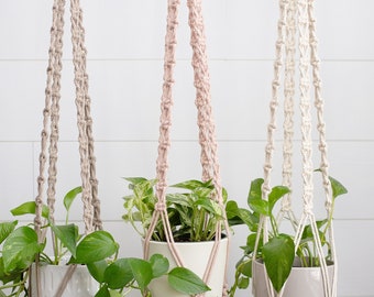 Macrame Plant Hanger, Plant Hanger, Indoor Plant Decor, Boho Home Decor, Plant Holder, Ceiling Plant Hanger, Plant Lover Gift, Modern Boho