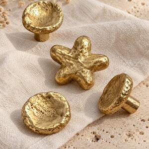 Brass Cabinet Knobs, Geometric Star and Organic Round Drawer Pulls, Vintage Style Metal Handles for Dresser, Cupboard and Furniture Makeover