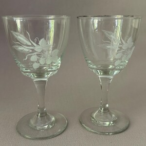 2 Vintage Stemmed Glasses with Hops & Wheat Design | Retro Beer Glasses | Small Wine Glasses | European Vintage Glassware