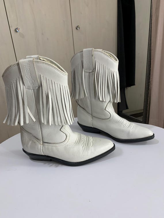 Vintage Wrangler White Leather Fringe Cowboy Boots, 80s Western Cowgirl Style (US 6)