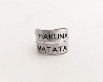 Hakuna Matata ring, Custom Ring, Personalized Ring, happy ring, Best friends gifts, Twist ring, wrapped ring, Adjustable ring by jewelmango