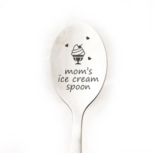 moms ice cream spoon, mothers day gift ideas, gift for mom, heart, engraved Ice cream spoon, engraved dessert spoon, gift for grandma, aunt