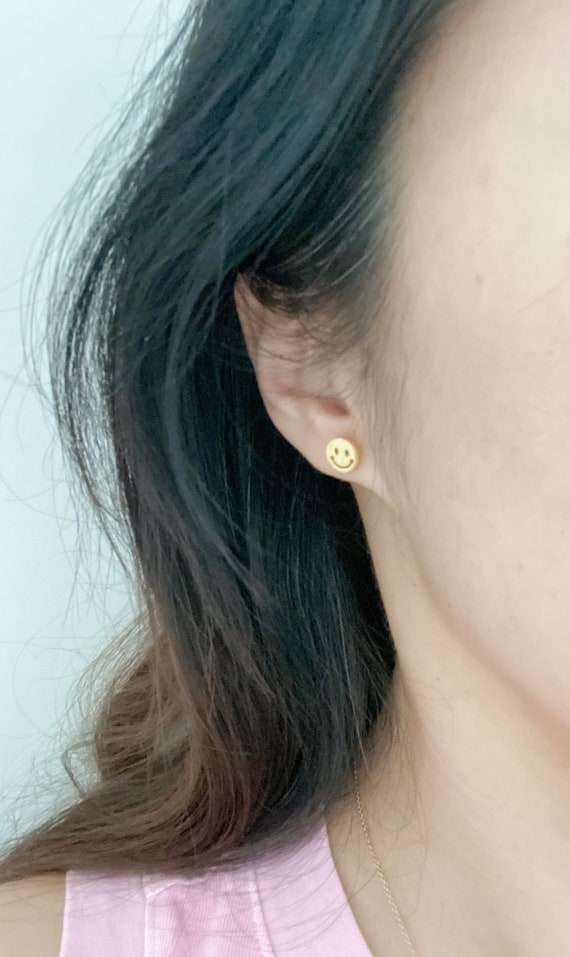 Smiley face earrings smile happy face smile emoticon earrings  fashion jewelry smile stud earrings minimalist jewelry simple
