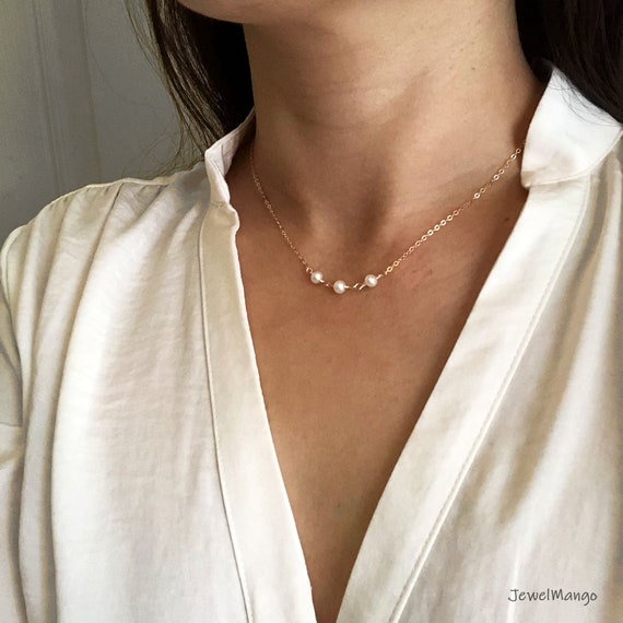 4 pearl necklace hotsell