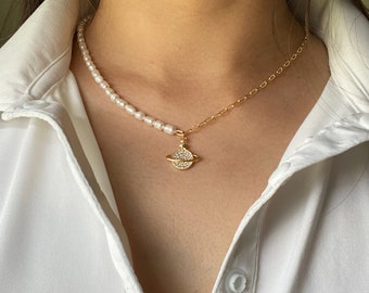 Saturn Pearl Gold Necklace Space 